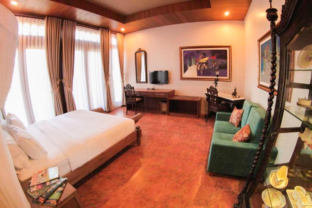 Rumah Stroberi Organic Farm & Family Lodge Лембанг Экстерьер фото